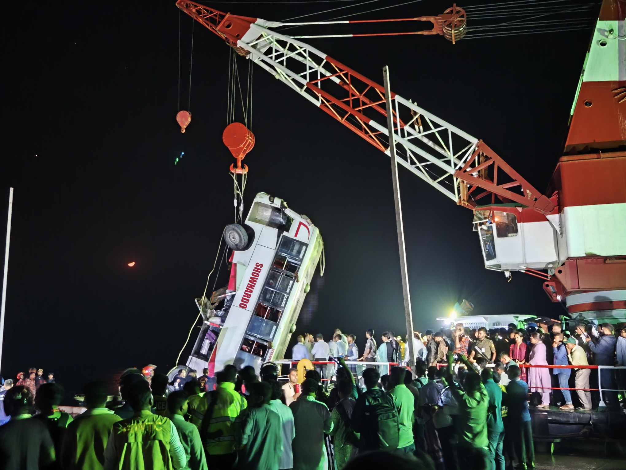 Bus plunges into Padma: 18 bodies recovered so far