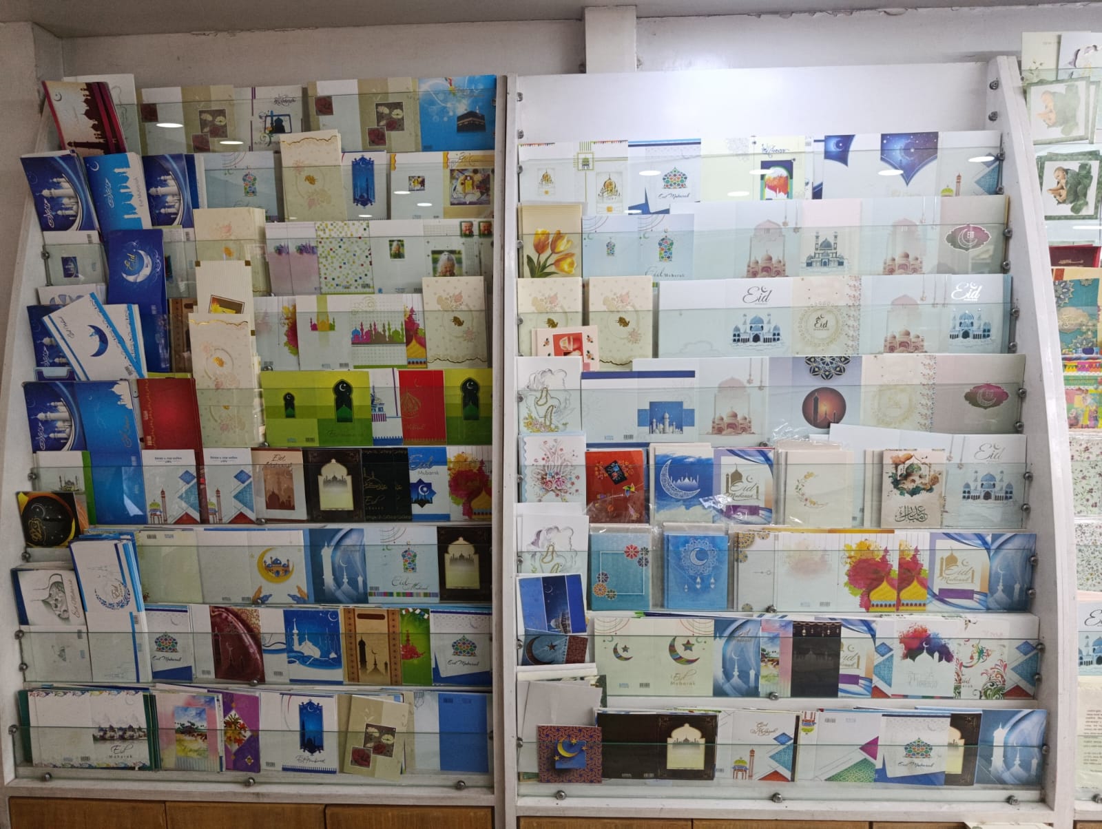 Eid cards fade in Dhaka, Chattogram as digital greetings take over