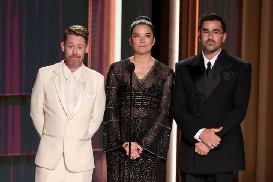 ‘She was our mama’: Catherine O’Hara honoured by her on-screen children at Emmys