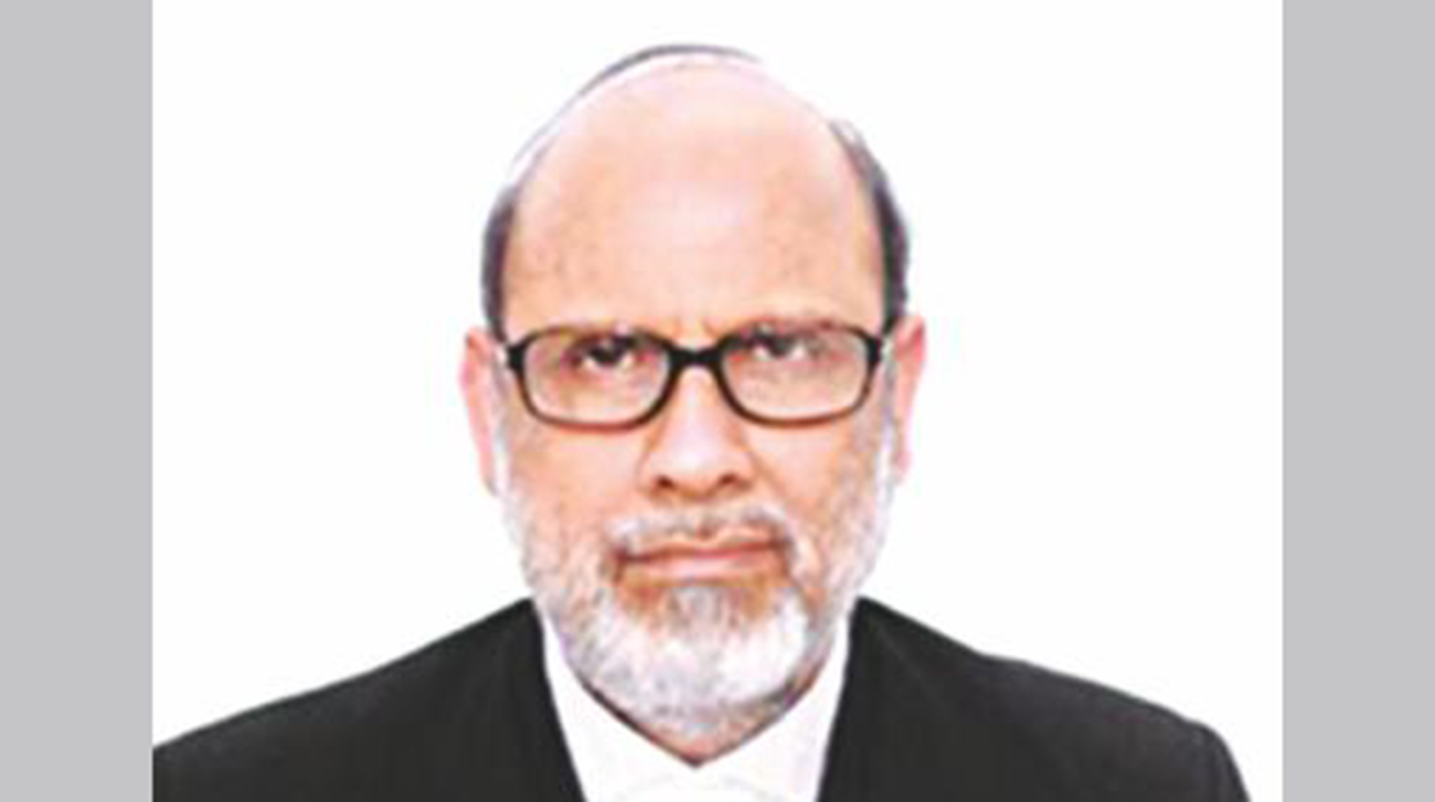 Justice Wahhab takes charge, calls full court meeting 