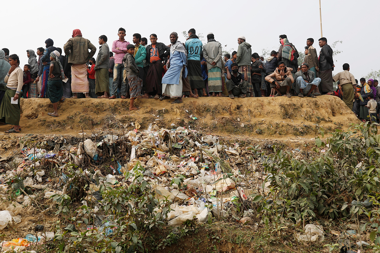 UN cuts food for east Africa as Bangladesh gets priority