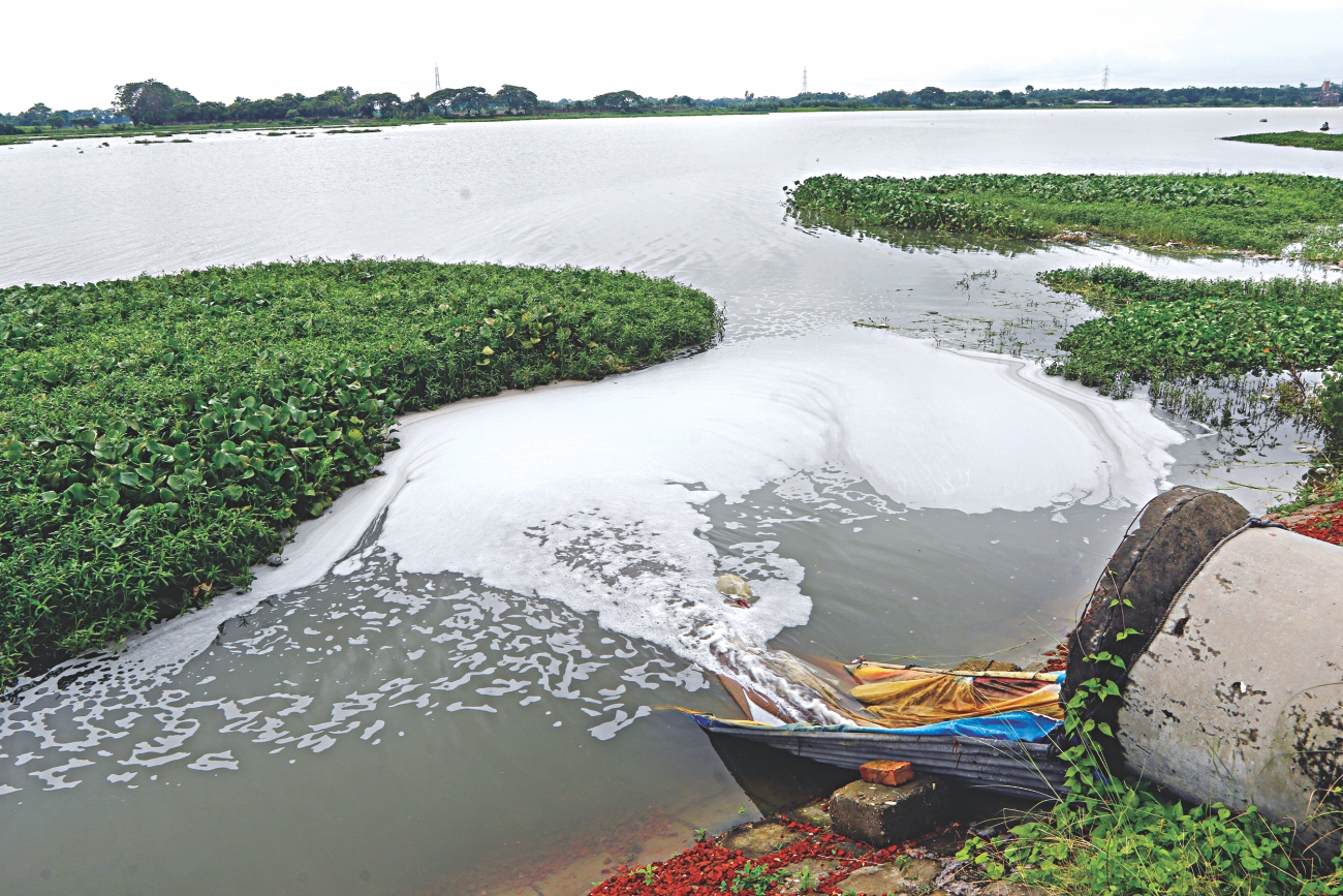 Tannery waste taints Dhaleshwari