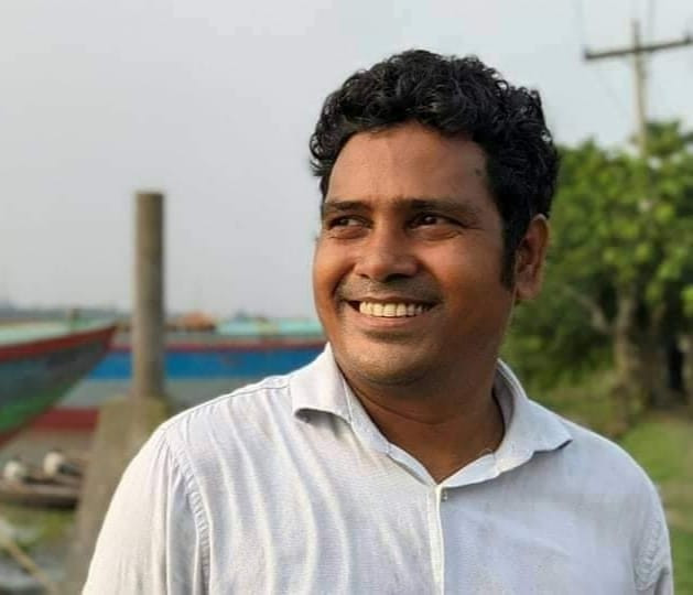 Dentist stabbed to death in city