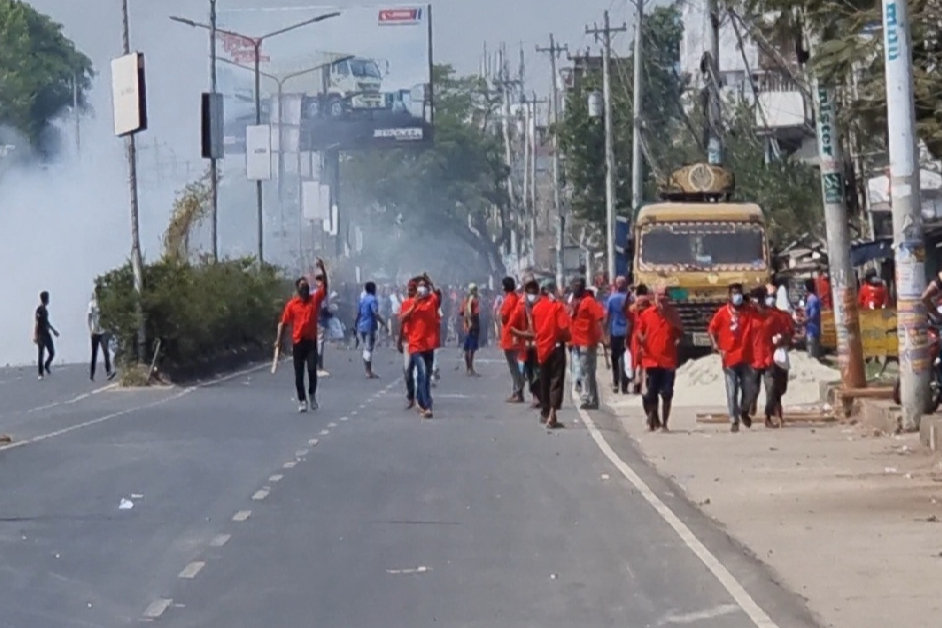 Benapole port: 20 hurt in attack on workers
