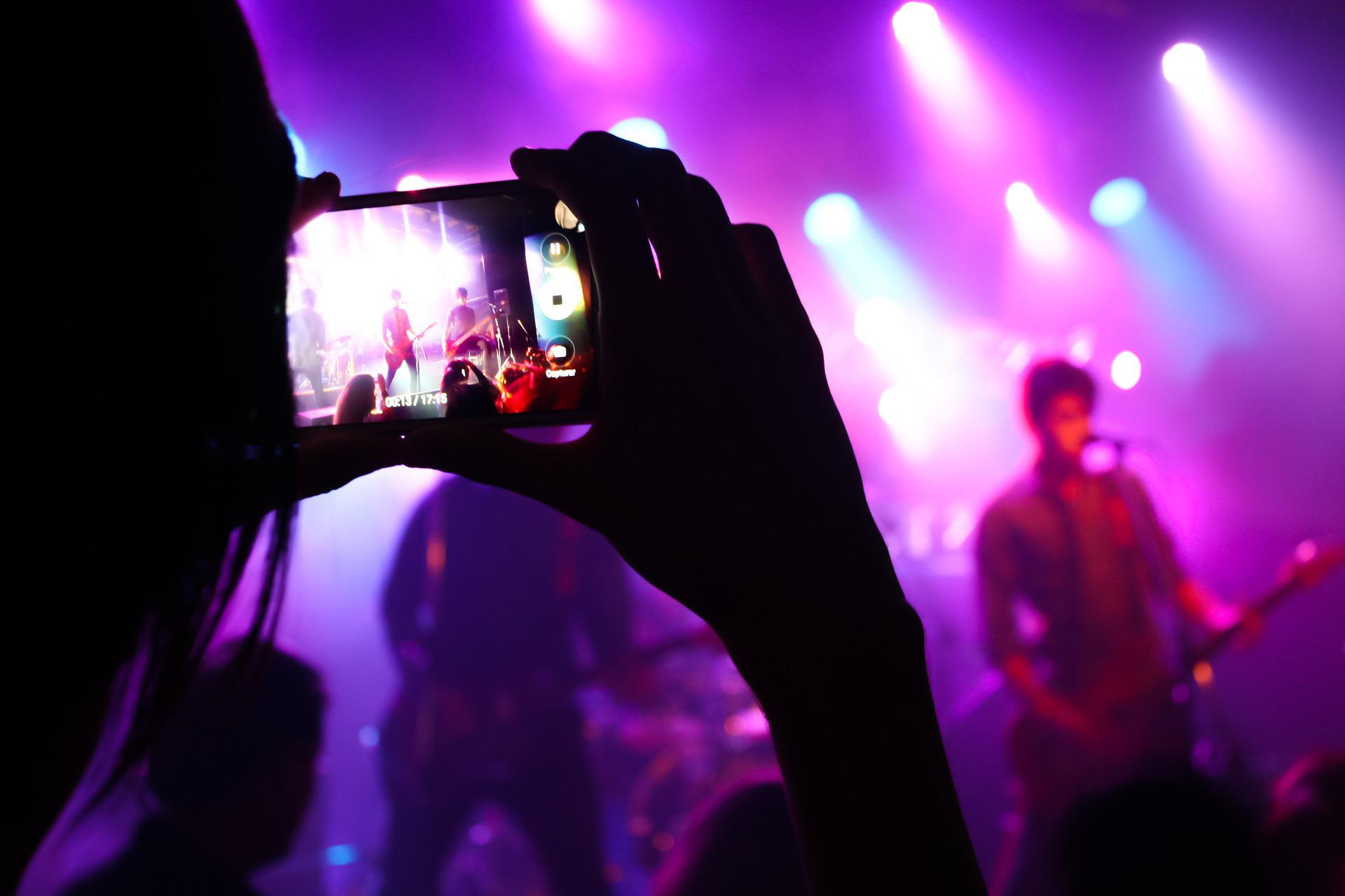 How fangirls are unfairly judged