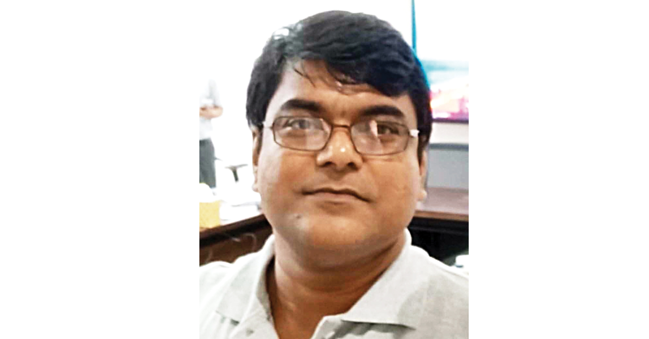 Engineer stabbed to death near Dhanmondi Lake