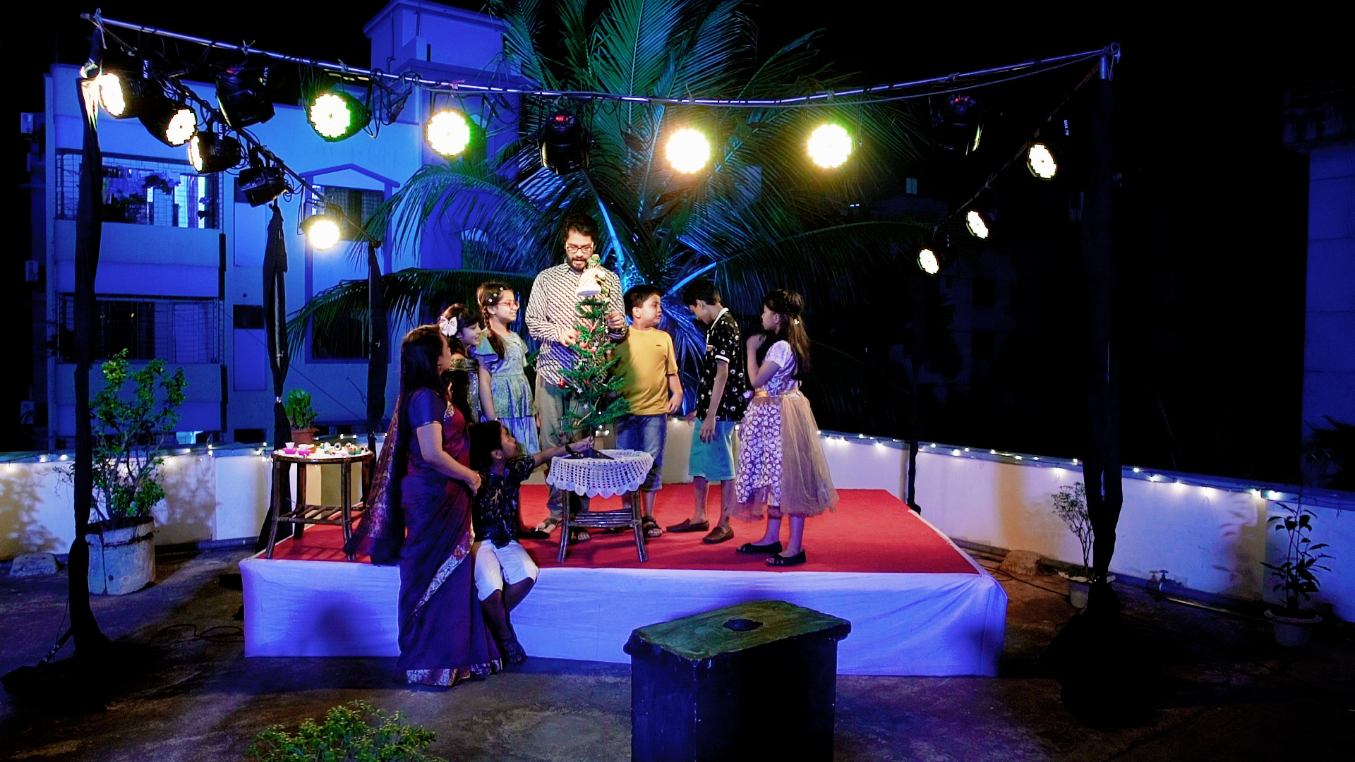 Duronto Tv celebrates Christmas with Hoi Hoi Holla kids