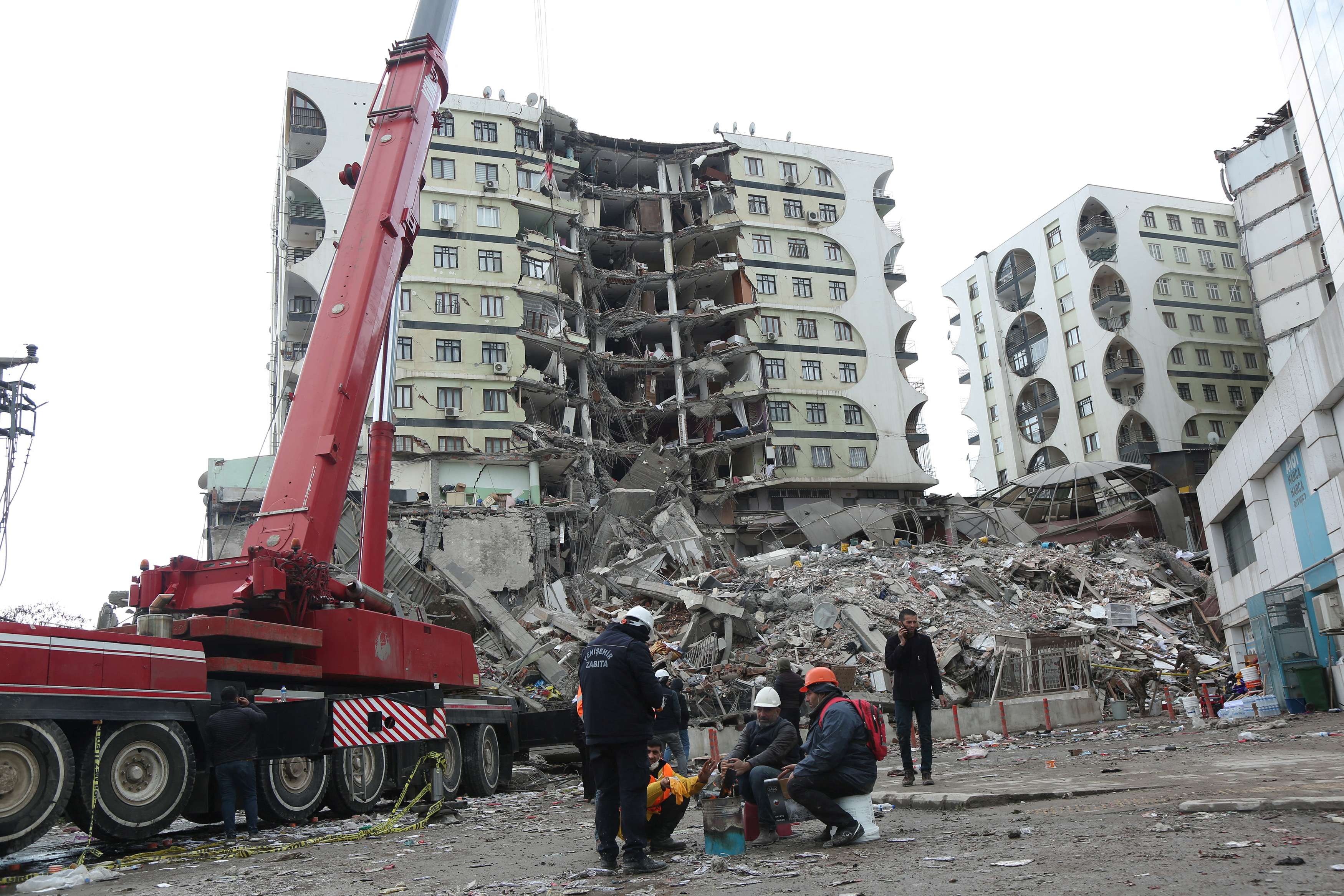 Earthquake kills more than 3,800 in Turkey, Syria