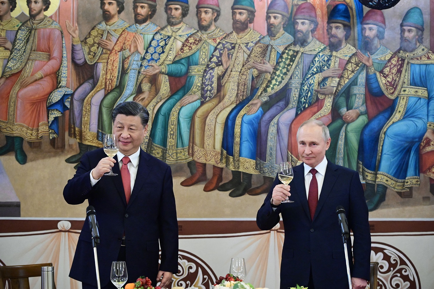 The Global Game of ChessGo
