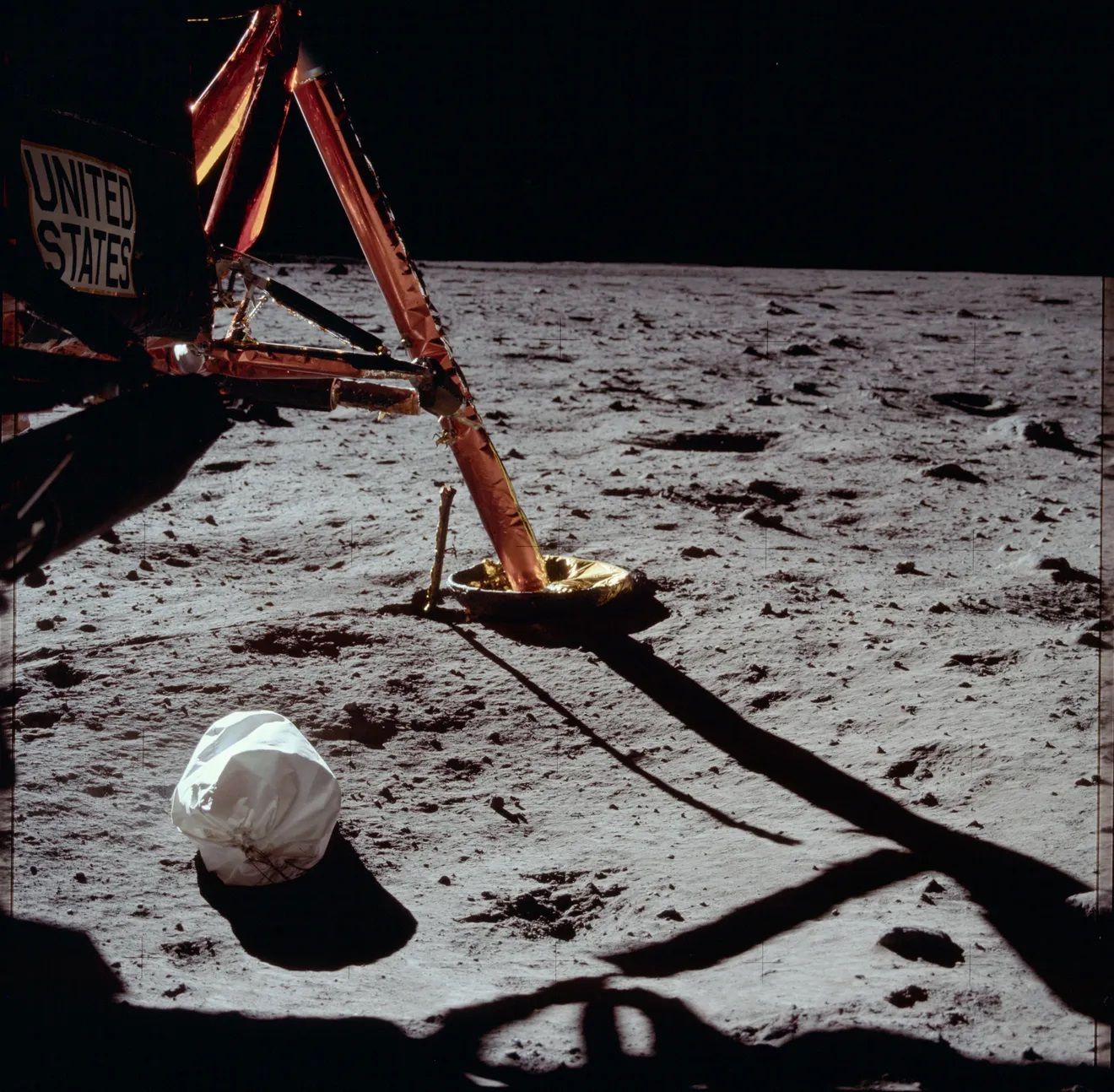 Fly me to the Moon