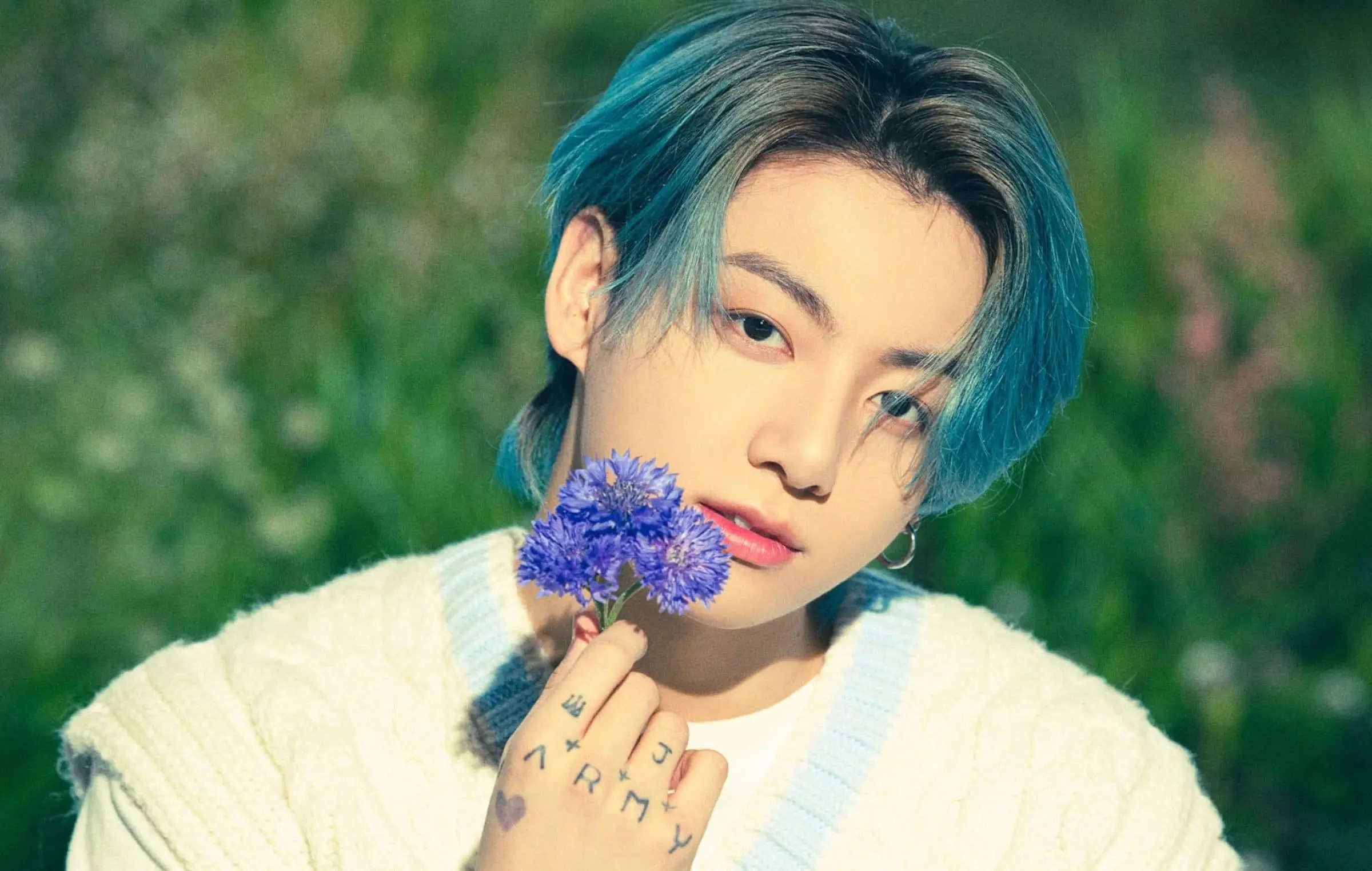 BTS's Jungkook announces TikTok debut
