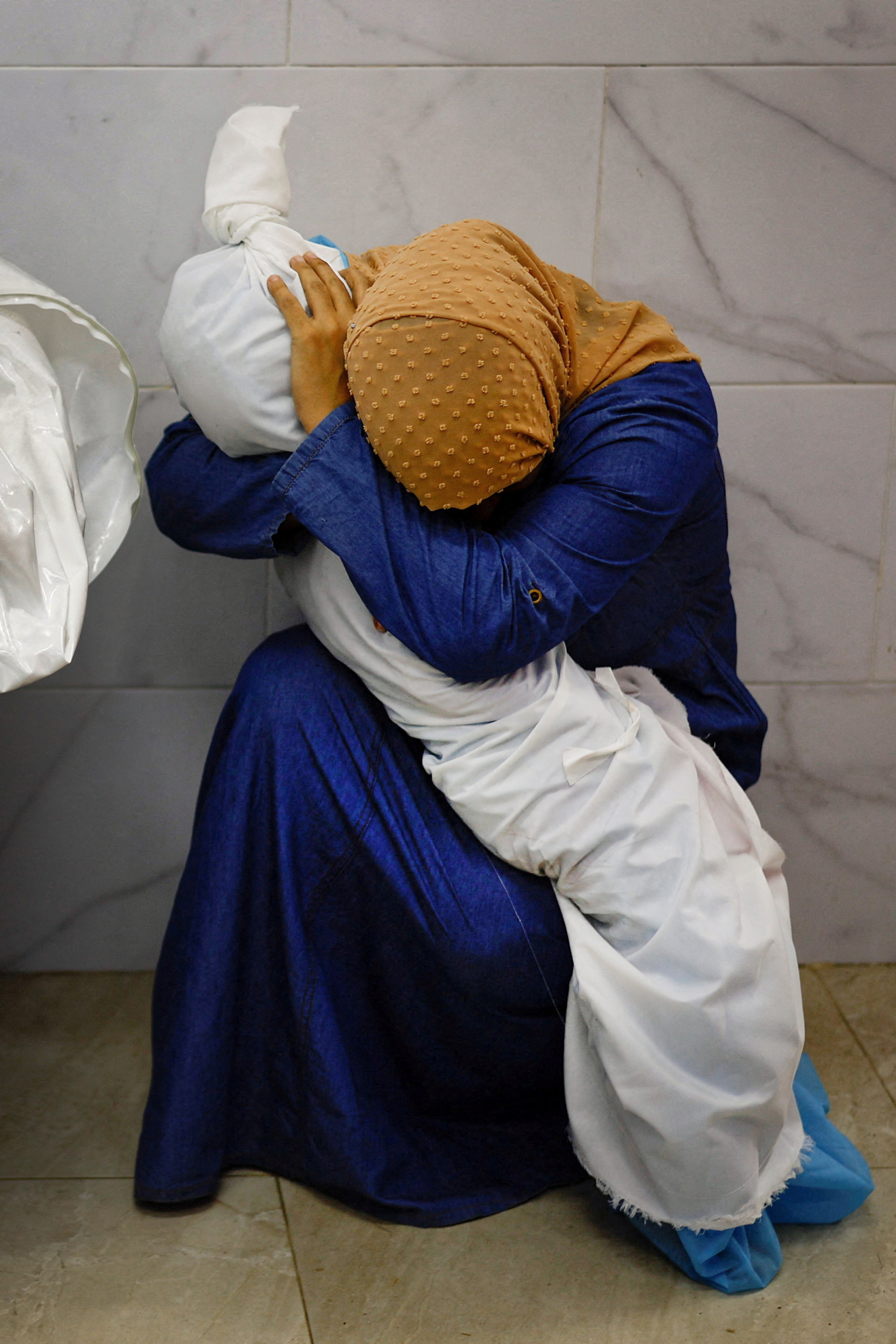 Beyond martyrs and victims: Who is worthy of human rights?