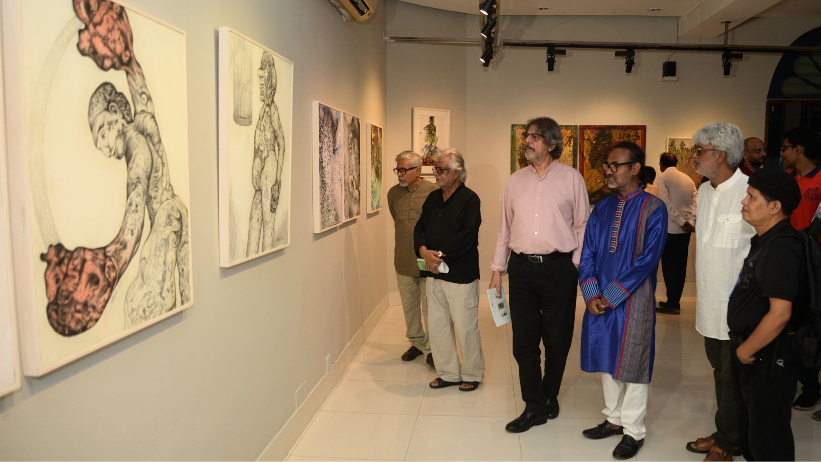 Uttam Kumar Roy’s solo exhibition unveils reality through fiction&nbsp;