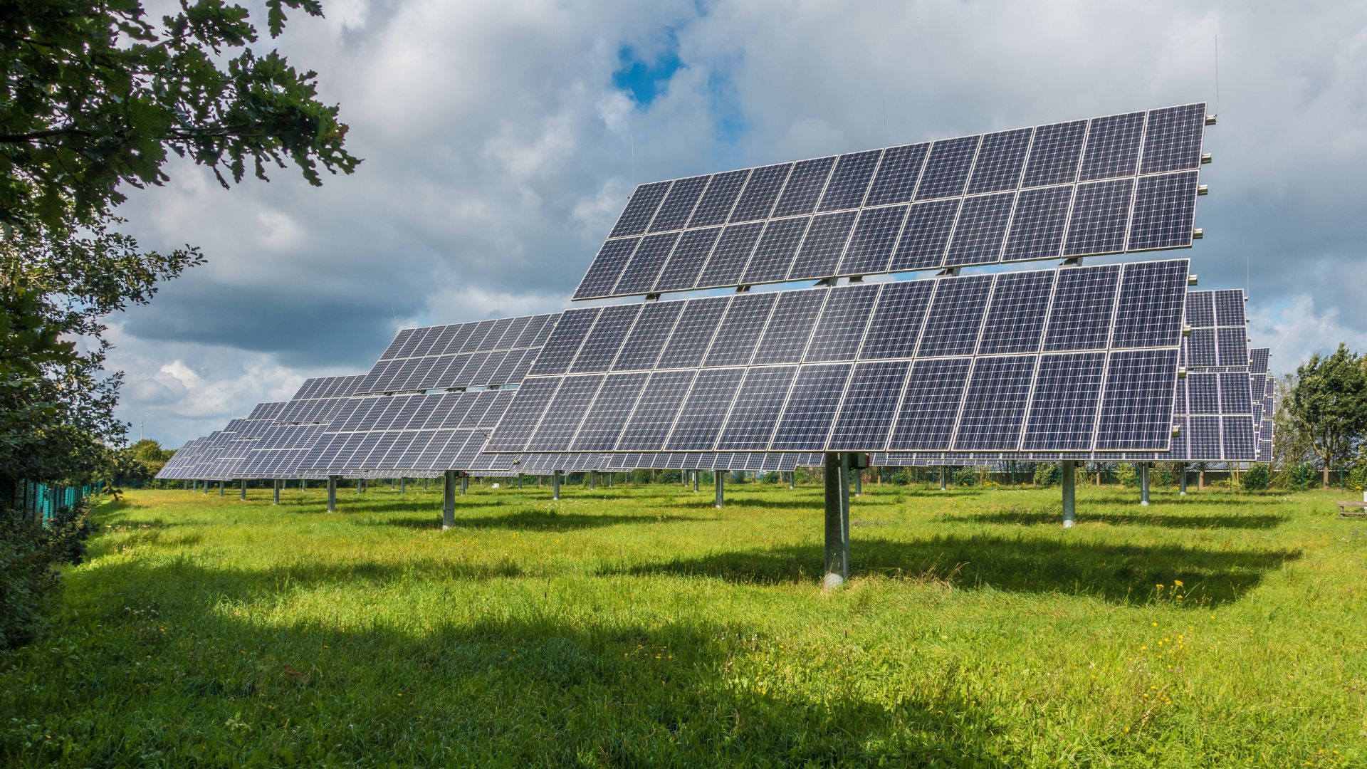 Govt unveils new renewable energy policy