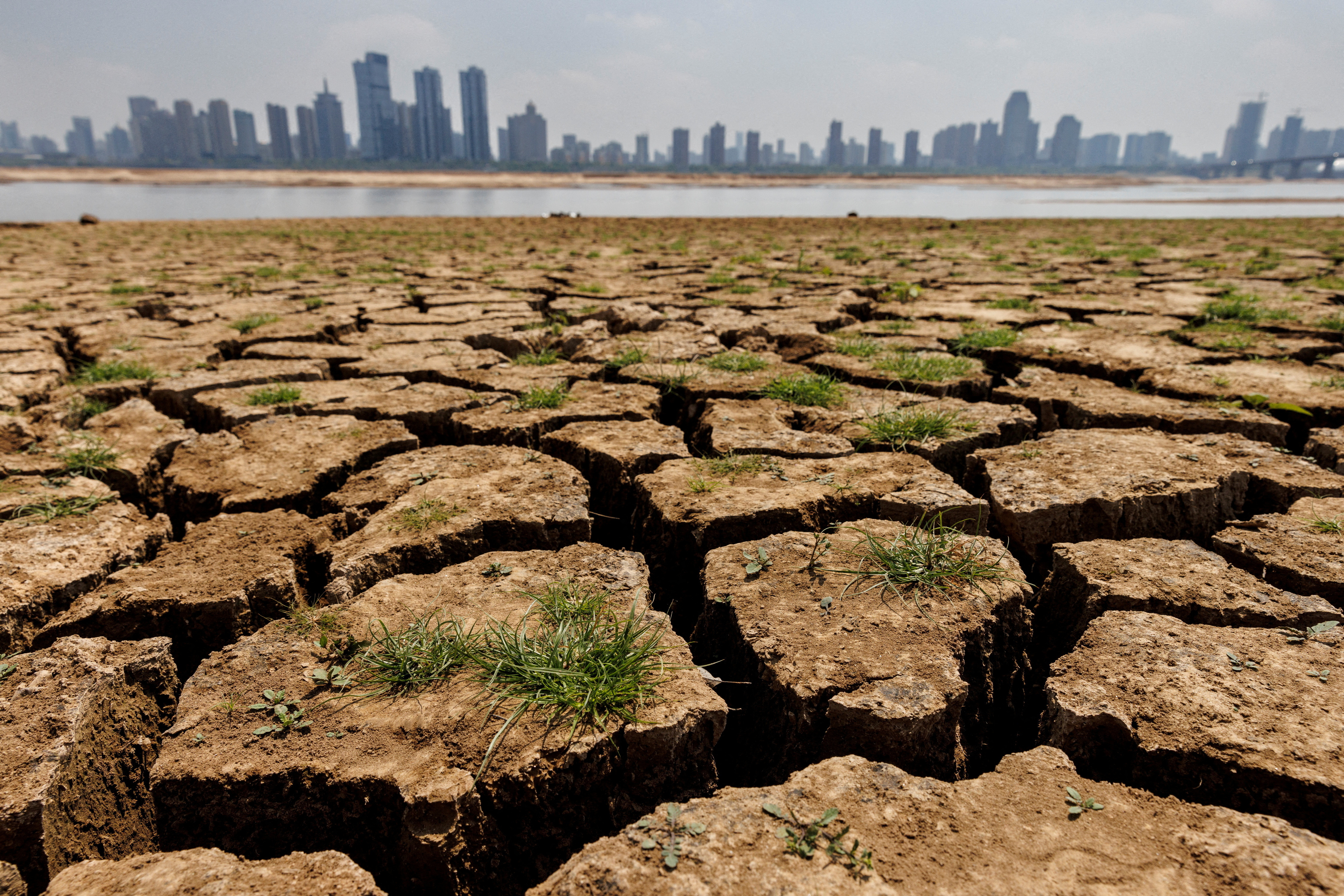 Bangladesh should not follow the West's example on climate change