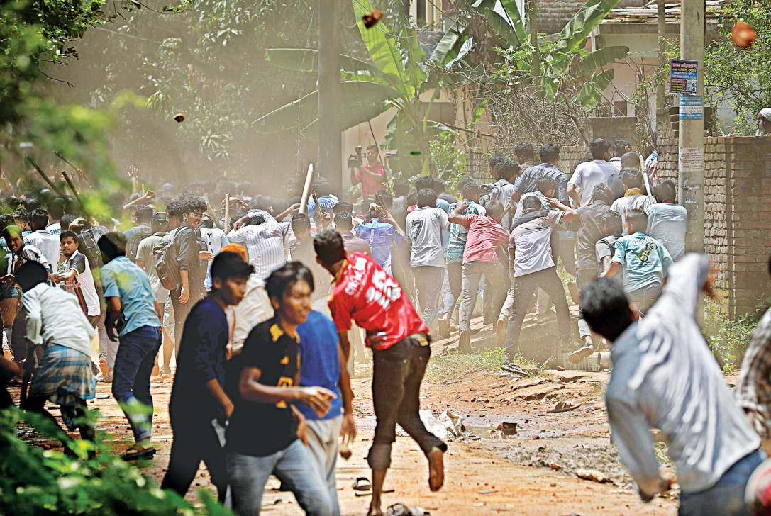 Eight arrested over clashes at CU