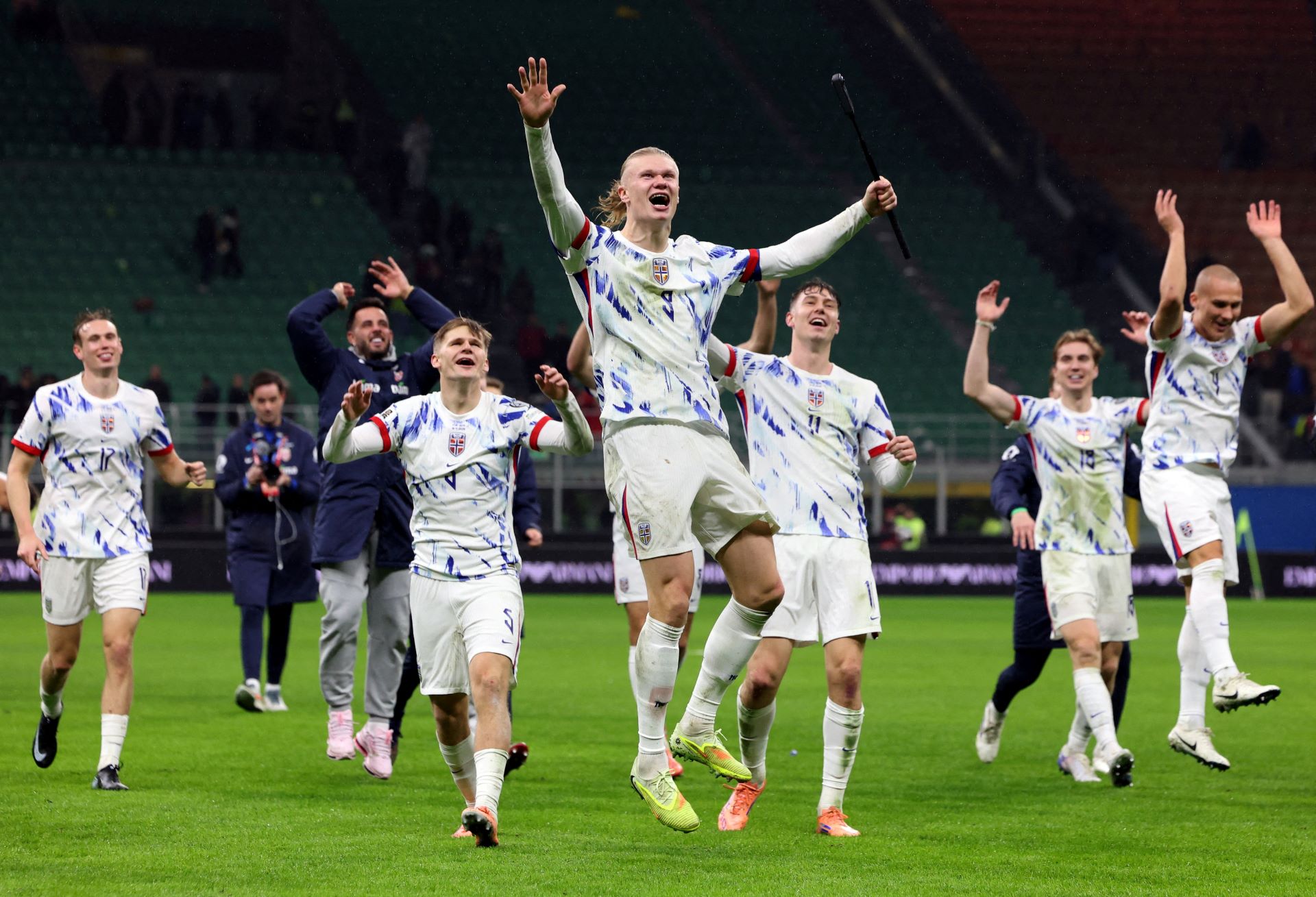 Haaland’s Norway rout sorry Italy to reach first World Cup since 1998