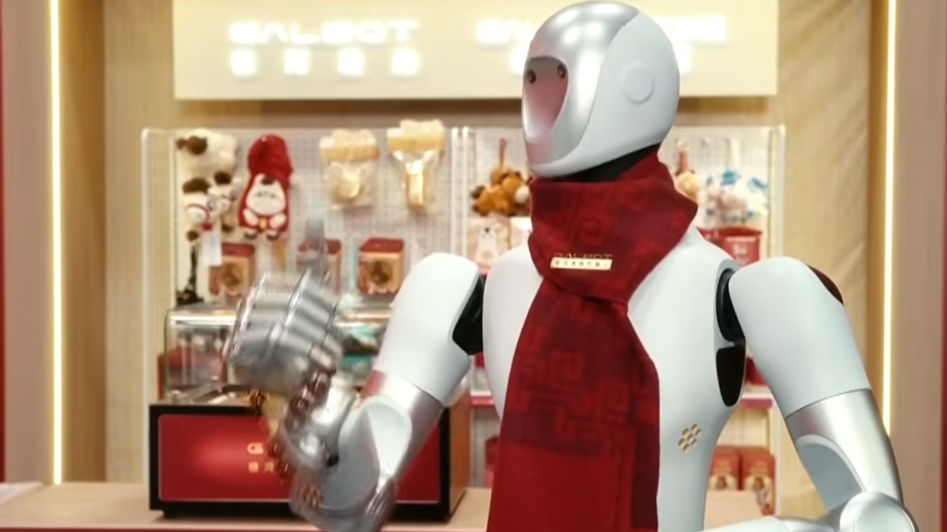 CCTV show robot