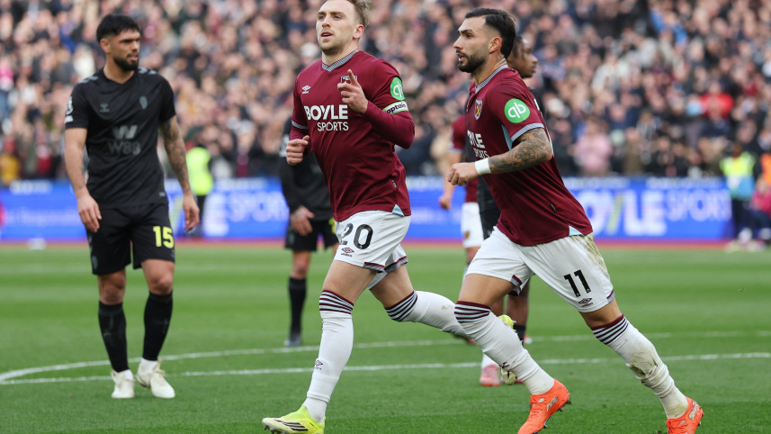 2026-01-24T130301Z_672530146_UP1EM1O1090FY_RTRMADP_3_SOCCER-ENGLAND-WHU-SUN.JPG