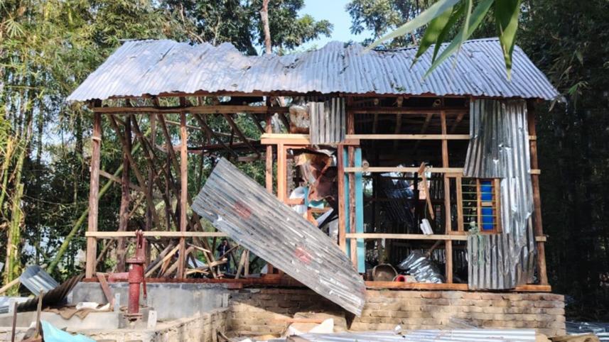 crude-bomb-shariatpur.jpg