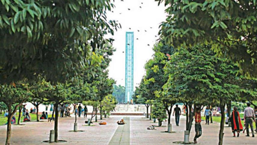 Suhrawardy Udyan anti-drug raid draws criticism over heavy-handed policing of students and journalists. 