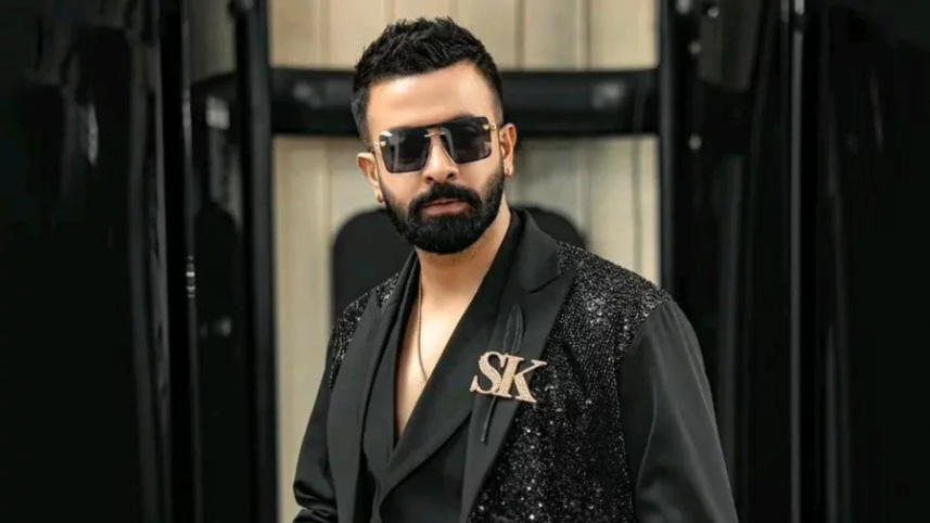 shakib-khan-fb-050625-01-1749114777-5da1aac7e9100bca10e9647b00f2bd31.jpg
