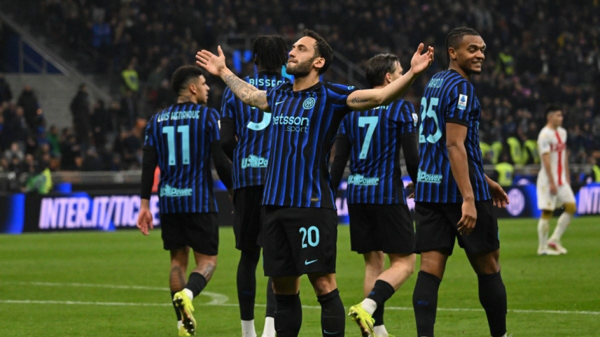 Hakan Calhanoglu .jpg