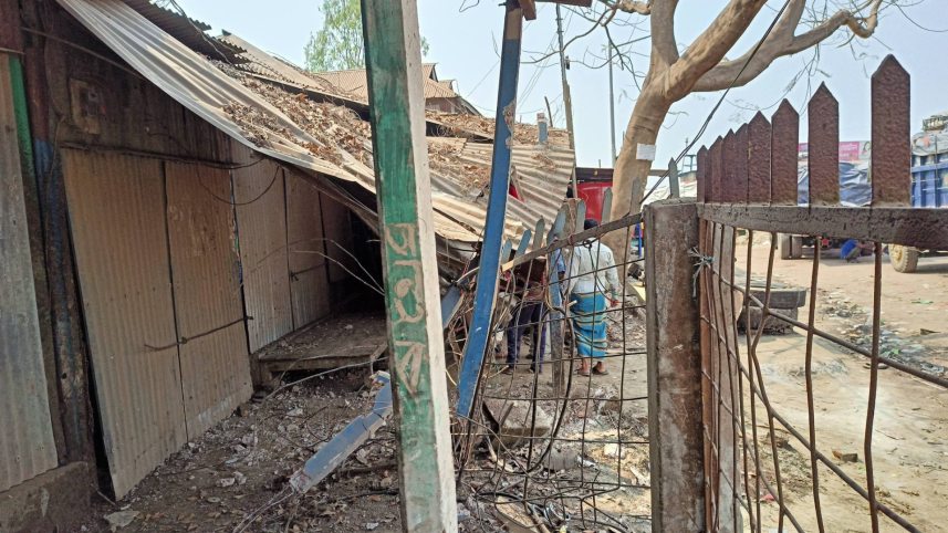 Manikganj blast.png