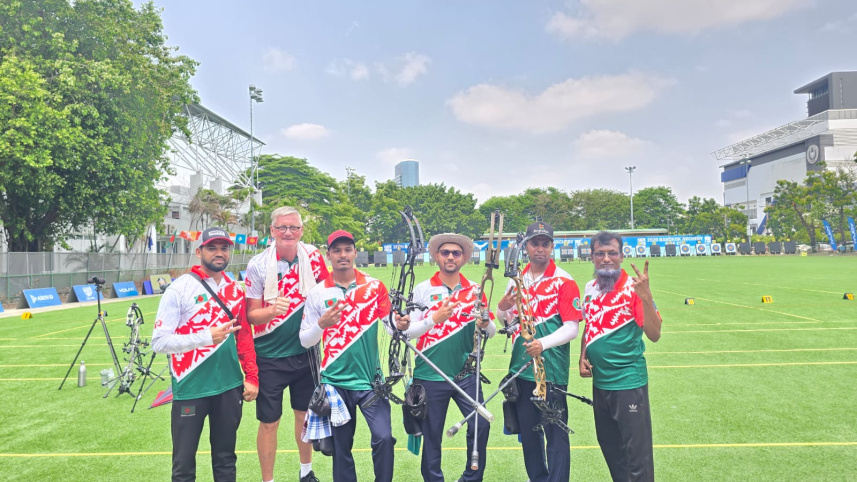 Photo_Compound Men Team and Coaches.jpeg