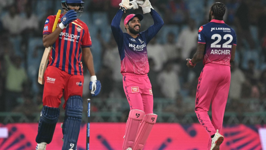 AFP__20260422__A8NF9ED__v1__MidRes__CricketIndIplT20LucknowRajasthan.jpg