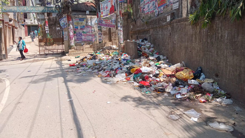 Garbage-piles-CCC.jpg