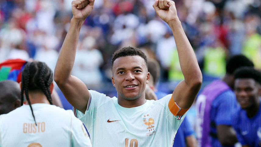 2026-07-09T221028Z_1493583686_UP1EM791PLFNU_RTRMADP_3_SOCCER-WORLDCUP-FRA-MAR.JPG