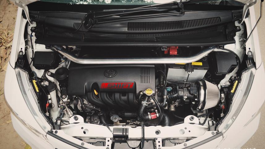 Toyota Vitz RS2.jpg