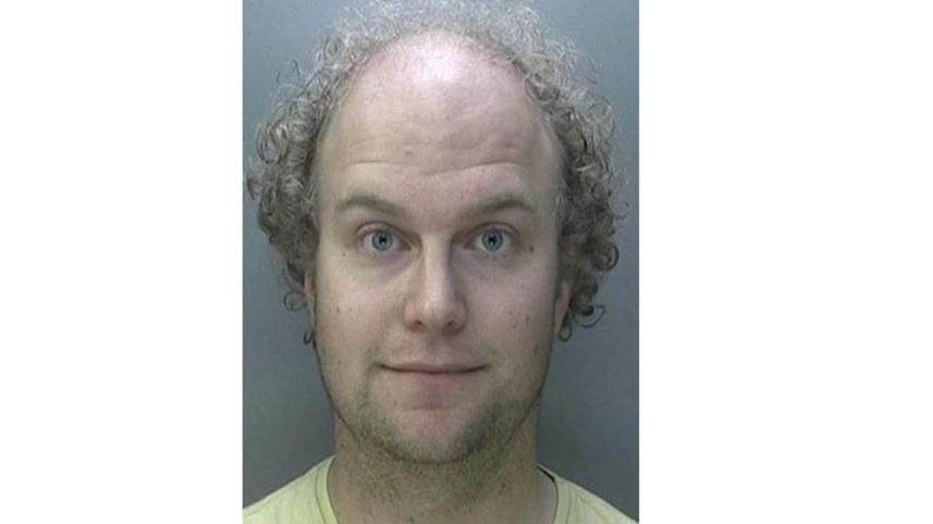 2018-02-19T134328Z_796317057_RC191EEC2B90_RTRMADP_3_BRITAIN-ABUSE-ACADEMIC.JPG