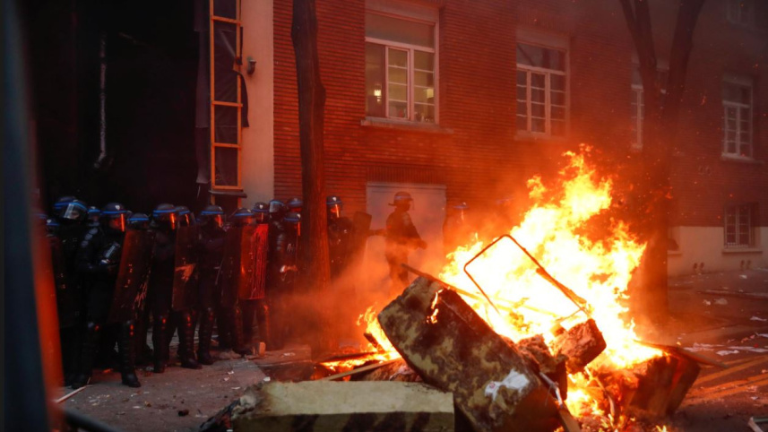 paris protest.JPG