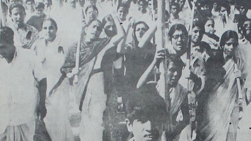 Women-procession-March-3-1971.jpg