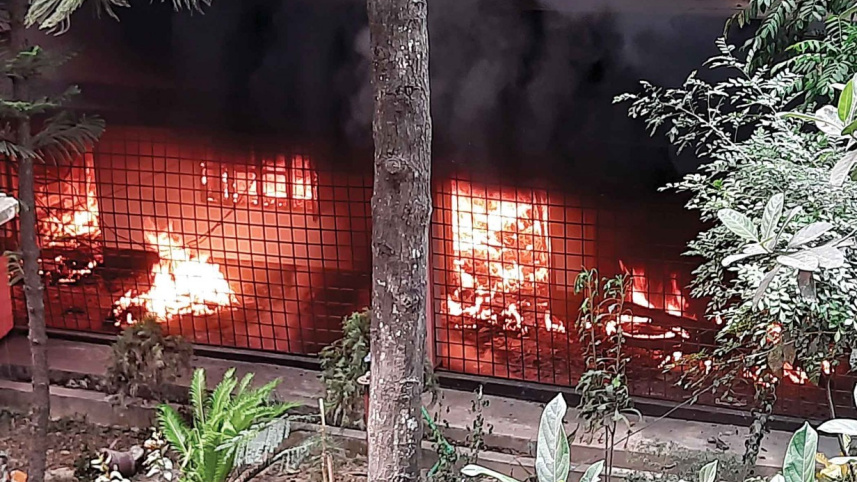 hefajat-e-islam-attack.jpg