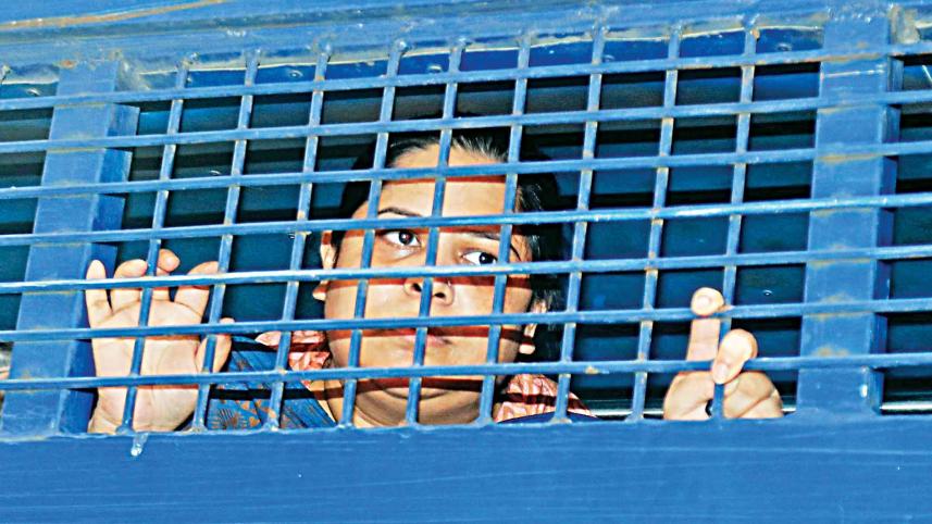 Journalist-Rozina.jpg