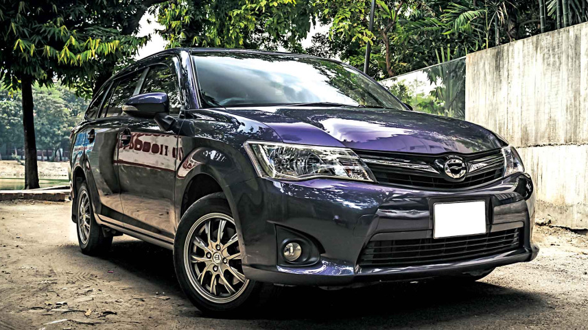 Toyota-Fielder1.jpg
