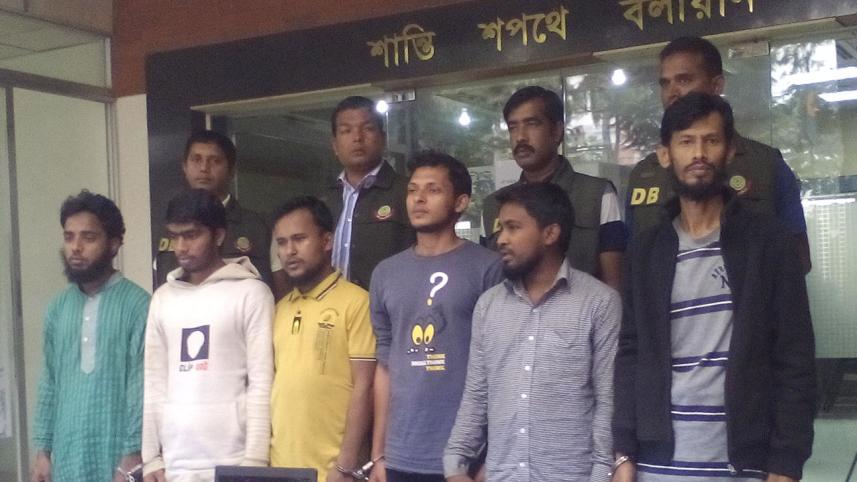 6-militants.jpg