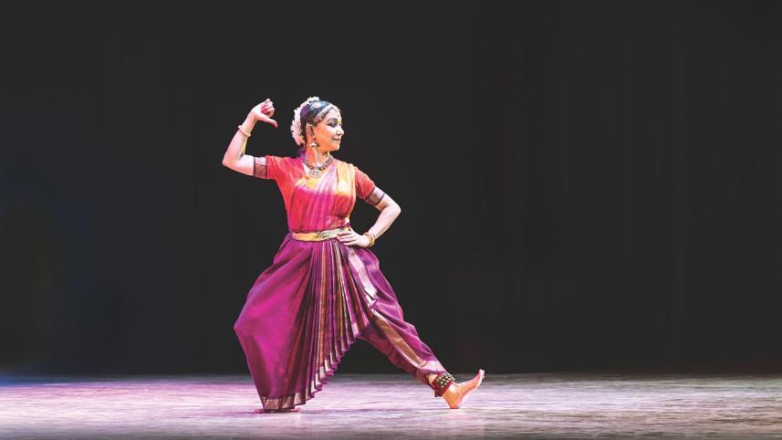 LEELA  SAMSON