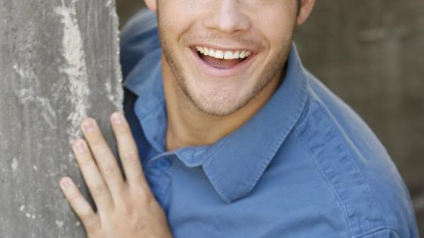 Adam DeVine (6).jpg