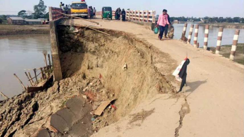 approach road.jpg