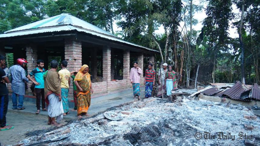 Baul-attaked-wb.jpg