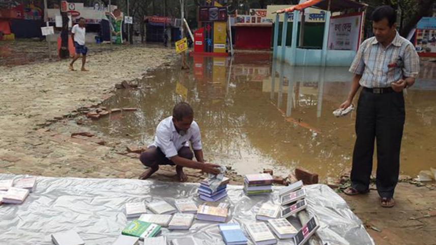 Book-fair-1WB.jpg