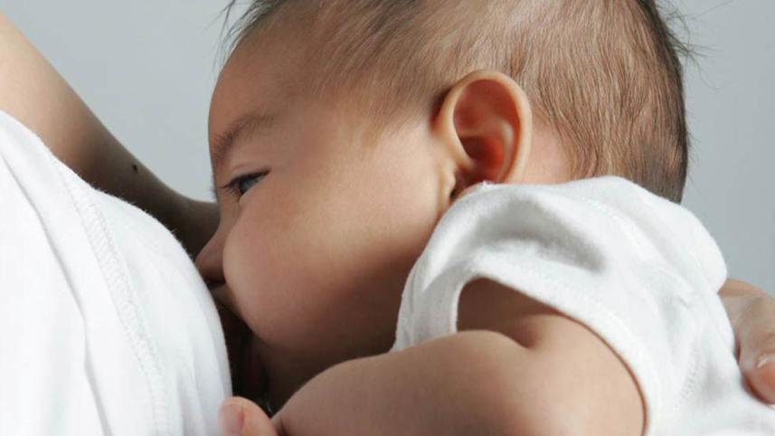 Brestfeeding.jpg