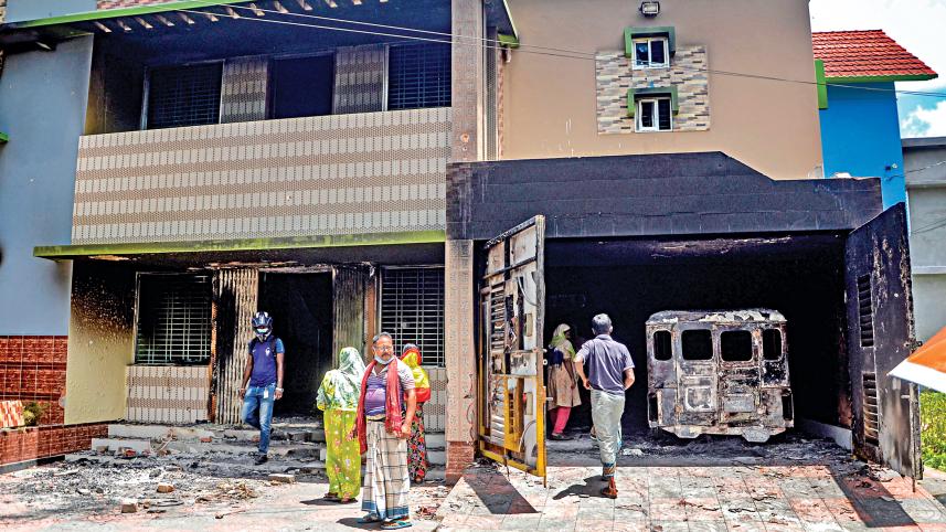 burn house khulna