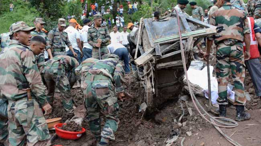 Bus-landslide-web.jpg