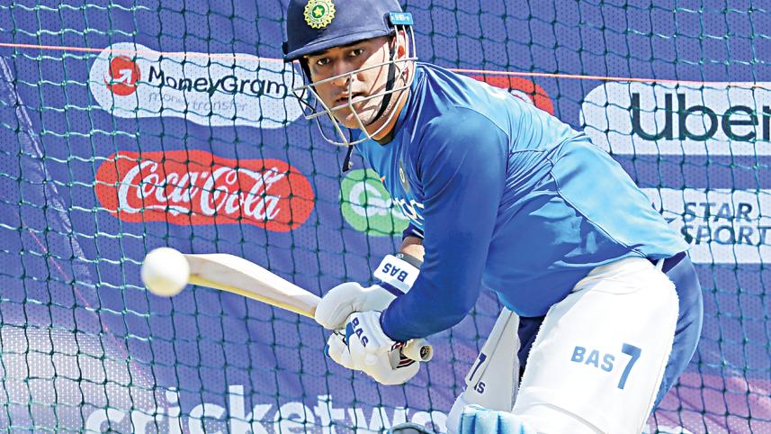 Dhoni.jpg