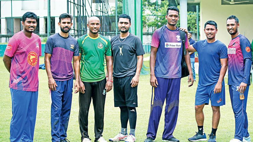 Domestic-cricketers-1.jpg